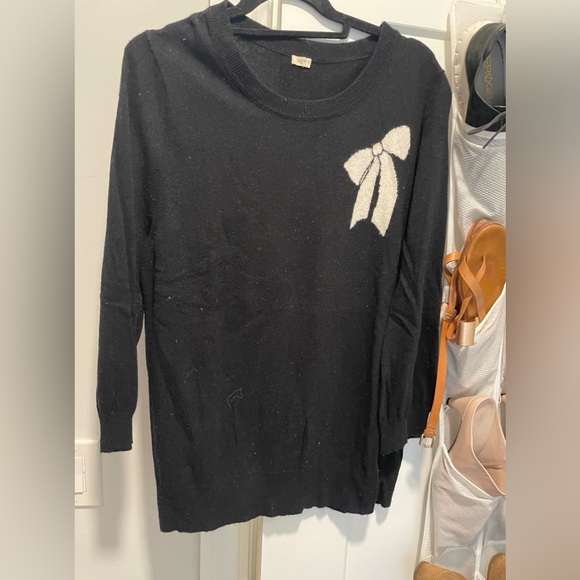 JCrew Black sweater with white bow - Picture 1 of 6